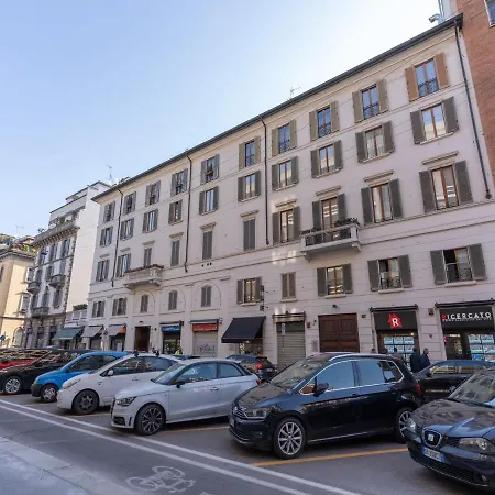 Apartamento The Rent - Gorgeous Two-bedroom In Porta Nuova District *
